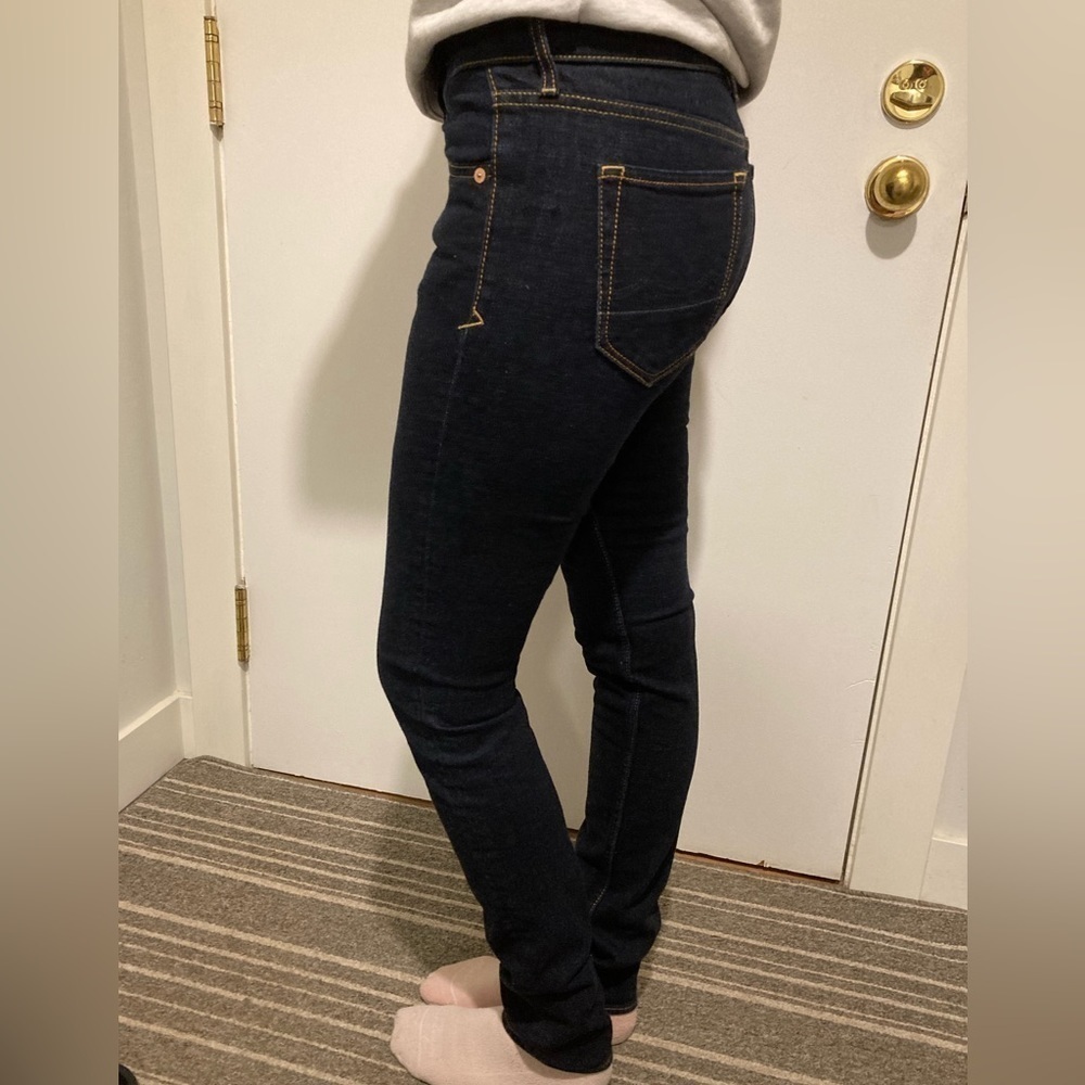 Women's Skinny Jeans in Dark Indigo Stretch Denim
